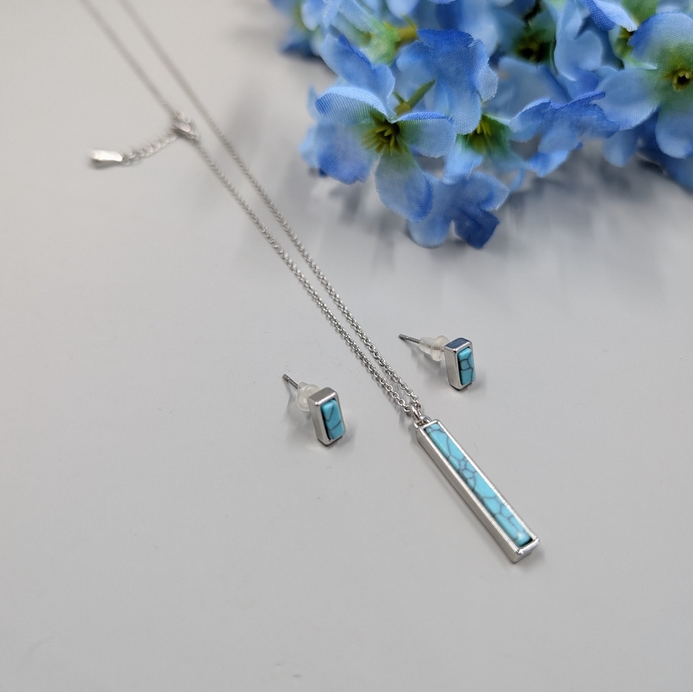Turquoise And Sterling Silver Plated Vintage Necklace Set